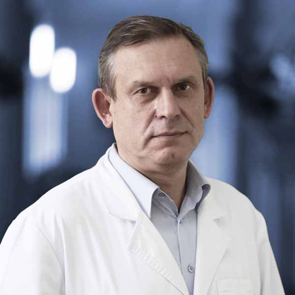 Лікар Микола Герасютенко